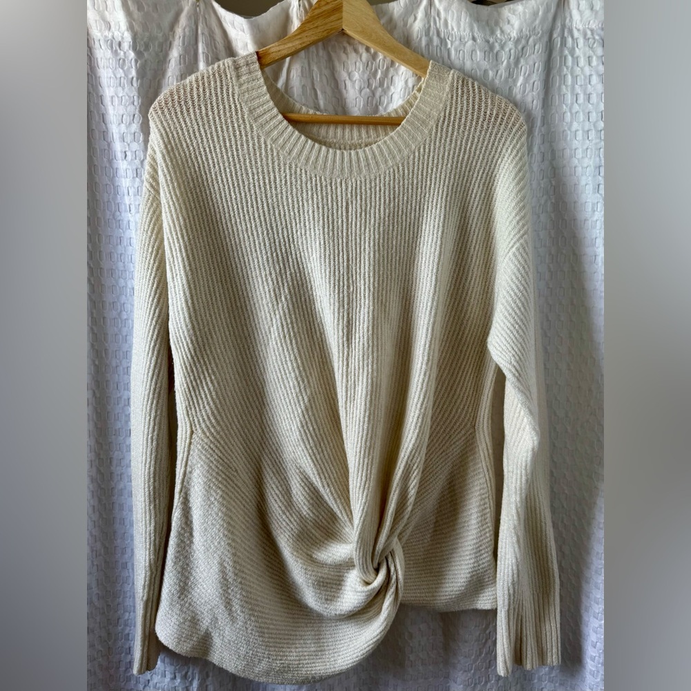 Aerie Offline Cream Sweater with Twist Detail, Sz. M